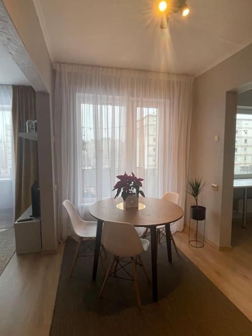 Cozy Apartment Close To Riga Airport Экстерьер фото